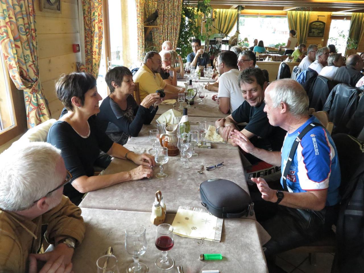 60 Repas de Midi au Restaurant des Sapins à Manigod