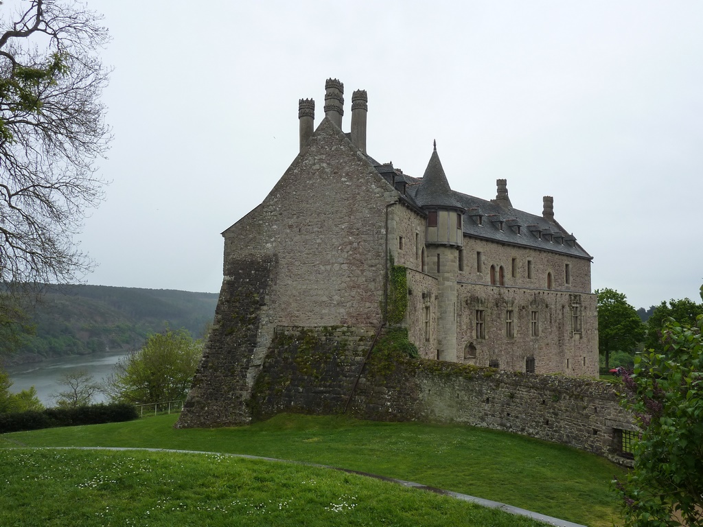 19 Chateau de la Roche Jagu